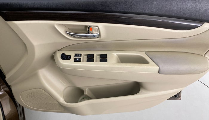 2016 Maruti Ciaz ZXI PLUS, Petrol, Manual, 73,792 km, Driver Side Door Panels Control