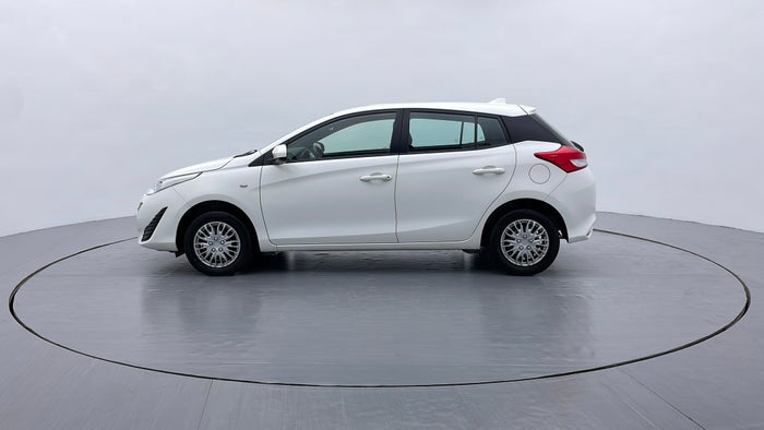 TOYOTA YARIS-Left Side View