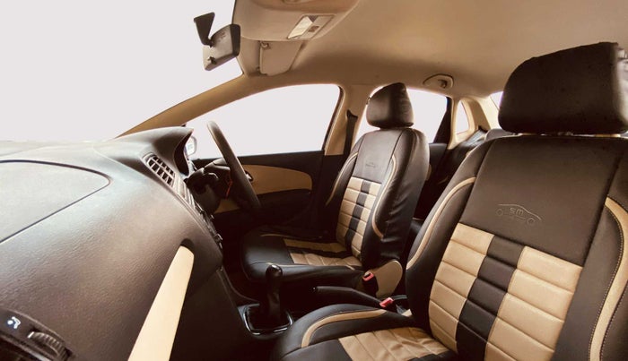 2016 Volkswagen Ameo COMFORTLINE 1.2, Petrol, Manual, 15,358 km, Right Side Front Door Cabin
