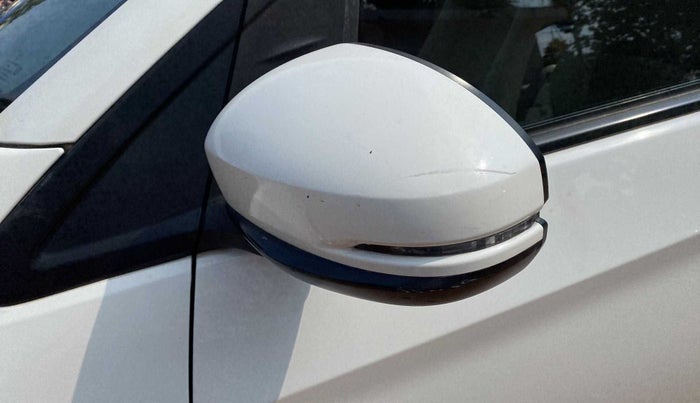 2015 Honda Amaze 1.2 VXMT I VTEC, Petrol, Manual, 69,866 km, Left rear-view mirror - Minor scratches