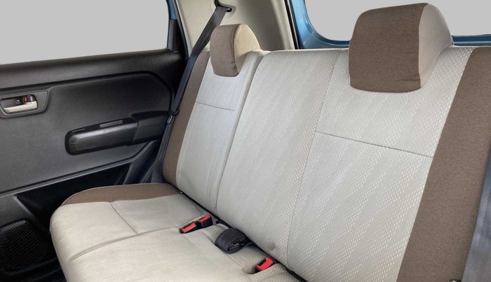 2019 Maruti New Wagon-R VXI 1.0, Petrol, Manual, 40,206 km, Right Side Rear Door Cabin