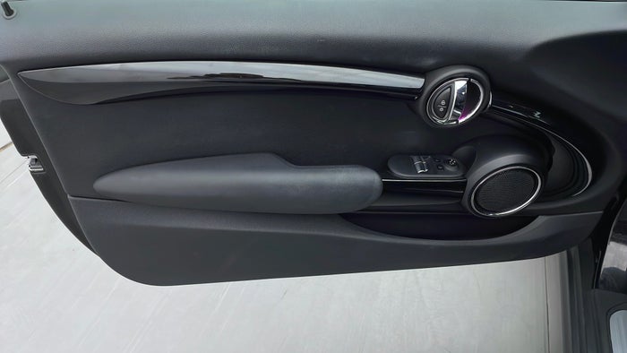 MINI COOPER-Driver Side Door Panels Controls