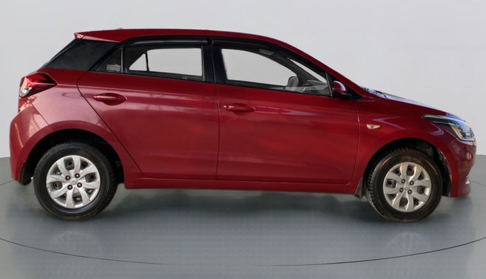 2015 Hyundai Elite i20 MAGNA 1.4 CRDI, Diesel, Manual, 76,750 km, Right Side View