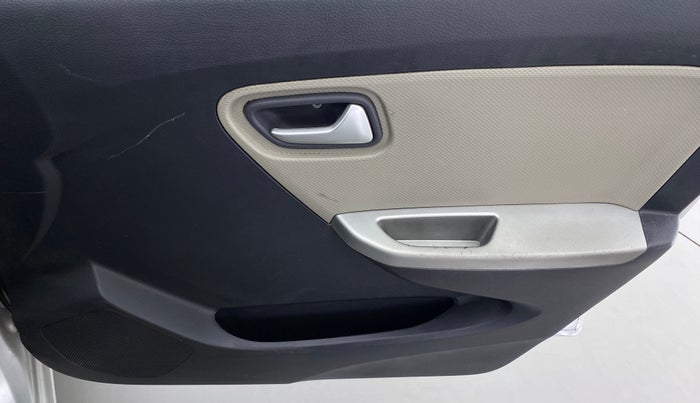2016 Maruti Alto K10 VXI P, Petrol, Manual, 53,912 km, Driver Side Door Panels Control