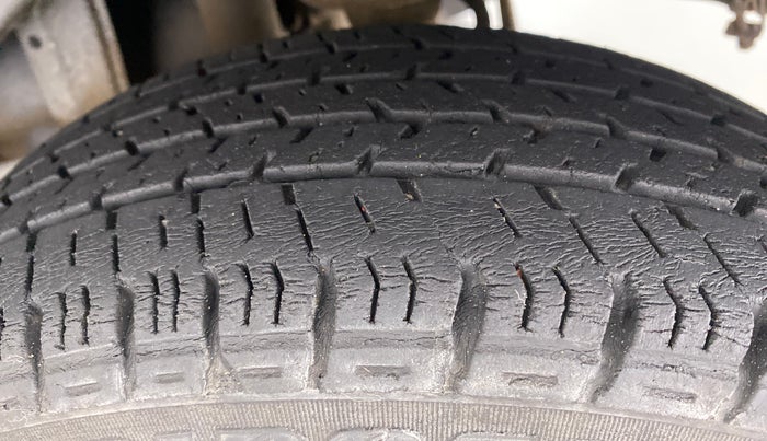 2016 Maruti Alto K10 VXI P, Petrol, Manual, 53,912 km, Left Rear Tyre Tread