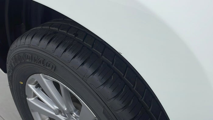 MITSUBISHI MONTERO SPORT-Fender LHS Scratch