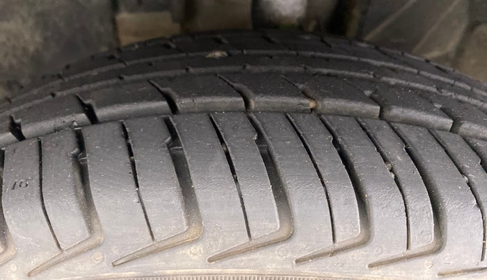 2019 Datsun Redi Go T (O), Petrol, Manual, 35,706 km, Left Front Tyre Tread