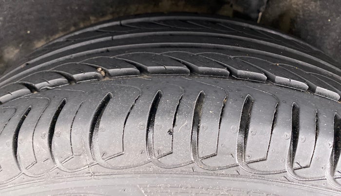 2019 Ford Ecosport 1.5 TITANIUM TI VCT, Petrol, Manual, 19,766 km, Left Rear Tyre Tread