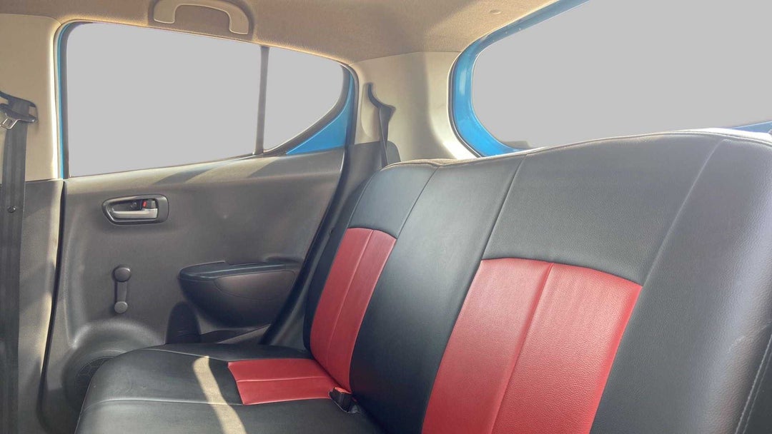 Right Side Rear Door Cabin
