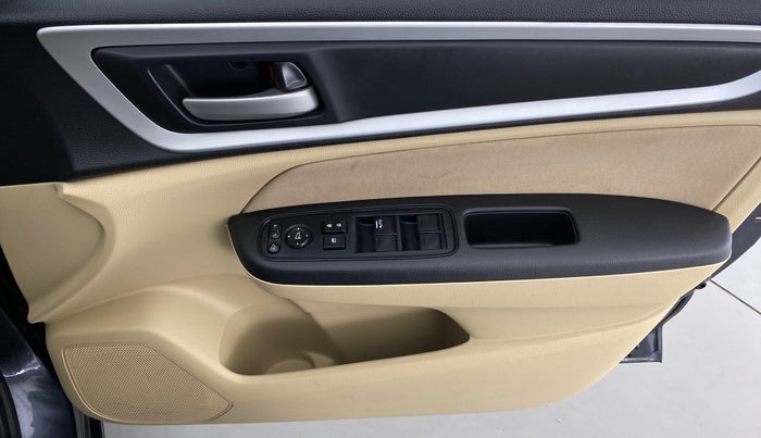 2021 Honda Amaze 1.2 VX CVT I VTEC, Petrol, Automatic, 8,790 km, Driver Side Door Panels Control