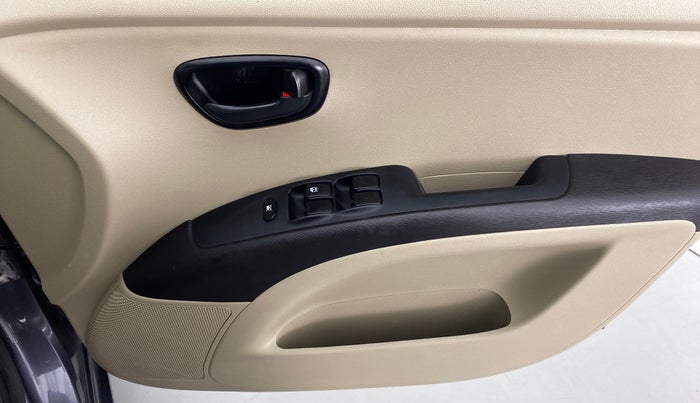 2016 Hyundai i10 MAGNA 1.1 IRDE2, Petrol, Manual, 24,754 km, Driver Side Door Panels Control