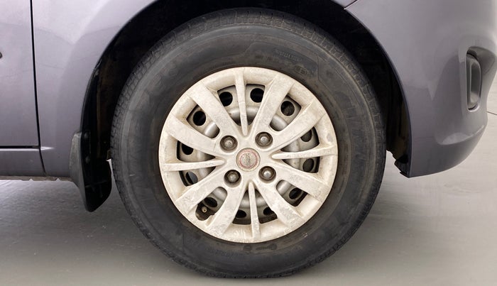 2016 Hyundai i10 MAGNA 1.1 IRDE2, Petrol, Manual, 24,754 km, Right Front Wheel