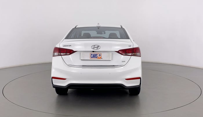 2018 Hyundai Verna 1.6 SX VTVT, Petrol, Manual, 21,486 km, Back/Rear
