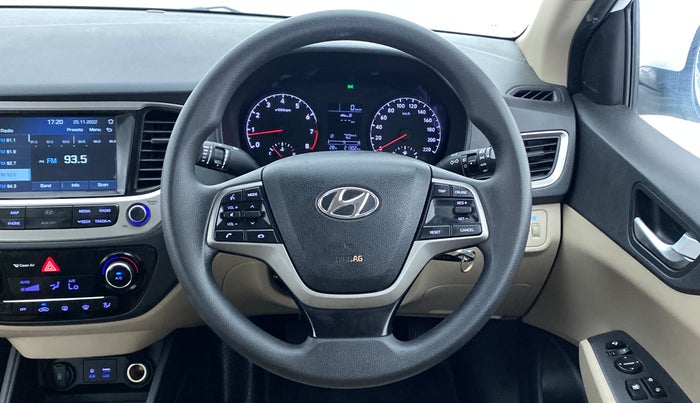 2018 Hyundai Verna 1.6 SX VTVT, Petrol, Manual, 21,486 km, Steering Wheel Close Up