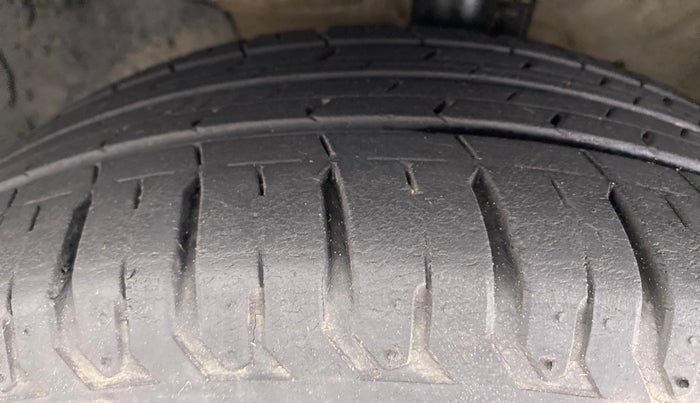 2018 Hyundai Verna 1.6 SX VTVT, Petrol, Manual, 21,486 km, Left Front Tyre Tread