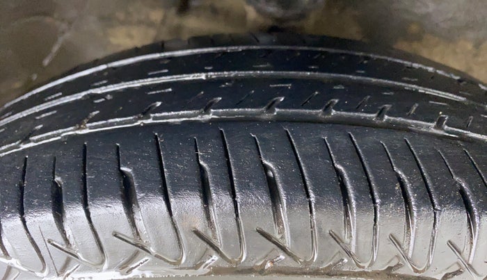 2018 Maruti Alto 800 VXI (O), CNG, Manual, 70,933 km, Right Front Tyre Tread