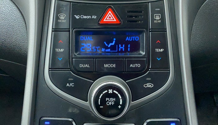 2015 Hyundai New Elantra SX 1.8 MT, Petrol, Manual, 96,832 km, Automatic Climate Control