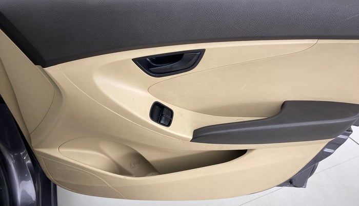 2017 Hyundai Eon ERA PLUS, Petrol, Manual, 53,240 km, Driver Side Door Panels Control
