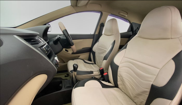 2017 Hyundai Eon ERA PLUS, Petrol, Manual, 53,240 km, Right Side Front Door Cabin