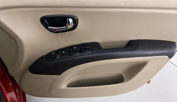 2013 Hyundai i10 SPORTZ 1.2 KAPPA2, Petrol, Manual, 94,793 km, Driver Side Door Panels Control