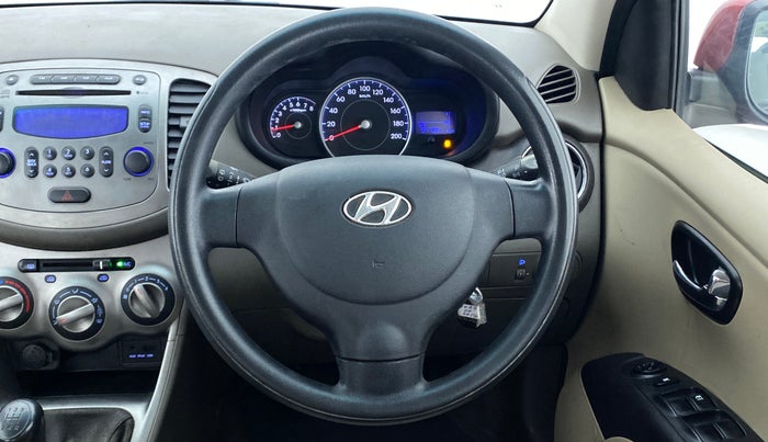 2013 Hyundai i10 SPORTZ 1.2 KAPPA2, Petrol, Manual, 94,793 km, Steering Wheel Close Up