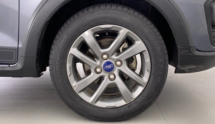 2020 Ford FREESTYLE TITANIUM 1.2 TI-VCT MT, Petrol, Manual, 32,850 km, Right Front Wheel