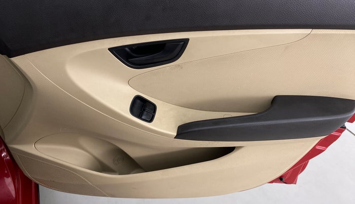 2015 Hyundai Eon ERA PLUS, Petrol, Manual, 69,255 km, Driver Side Door Panels Control