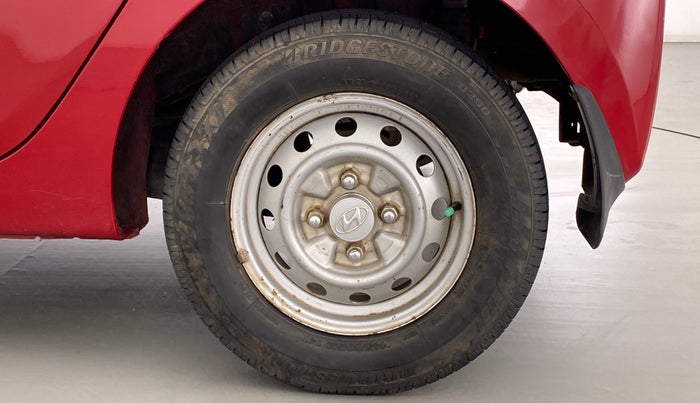 2015 Hyundai Eon ERA PLUS, Petrol, Manual, 69,255 km, Left Rear Wheel