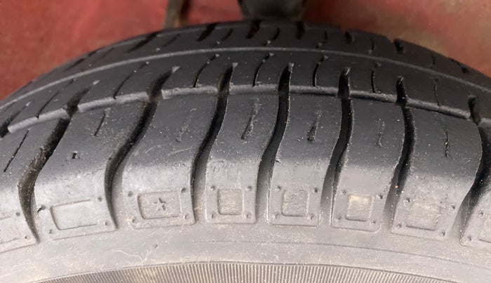 2019 Maruti Alto 800 LXI, Petrol, Manual, 24,166 km, Right Front Tyre Tread