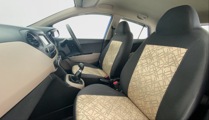 2017 Hyundai Grand i10 SPORTZ 1.2 KAPPA VTVT, Petrol, Manual, 40,558 km, Right Side Front Door Cabin