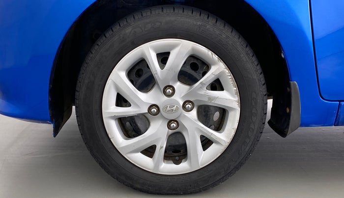 2017 Hyundai Grand i10 SPORTZ 1.2 KAPPA VTVT, Petrol, Manual, 40,558 km, Left Front Wheel