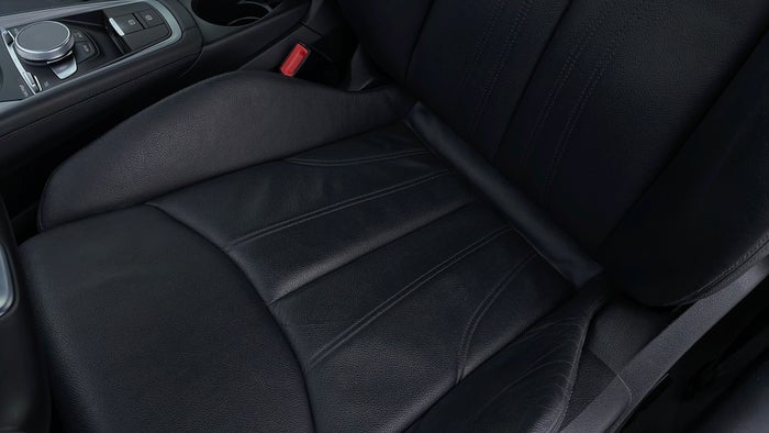 AUDI TT-Seat LHS Front Faded