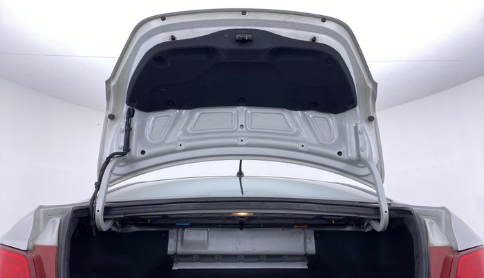 2015 Hyundai Verna FLUIDIC 1.6 SX CRDI, Diesel, Manual, 93,836 km, Boot Door Open