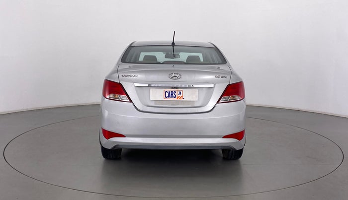 2015 Hyundai Verna FLUIDIC 1.6 SX CRDI, Diesel, Manual, 93,836 km, Back/Rear