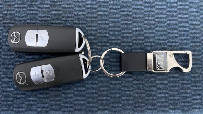 MAZDA CX 5-Key Close-up