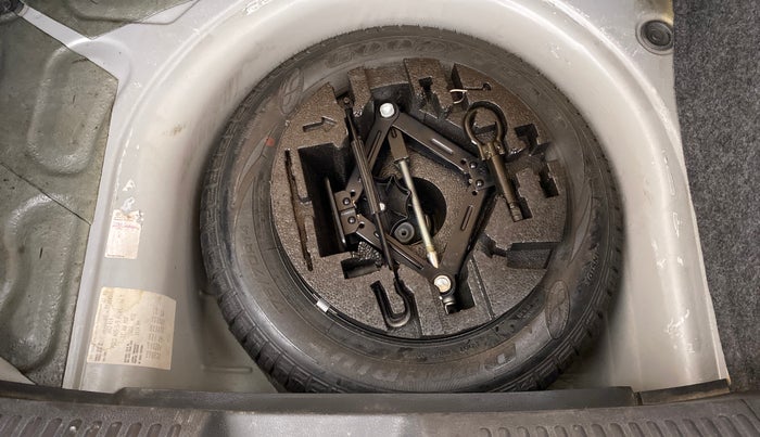 2015 Volkswagen Polo HIGHLINE1.5L DIESEL, Diesel, Manual, 90,513 km, Spare Tyre