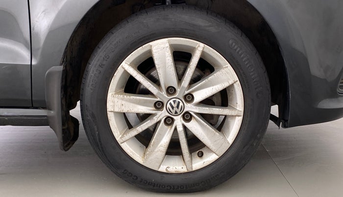 2015 Volkswagen Polo HIGHLINE1.5L DIESEL, Diesel, Manual, 90,513 km, Right Front Wheel