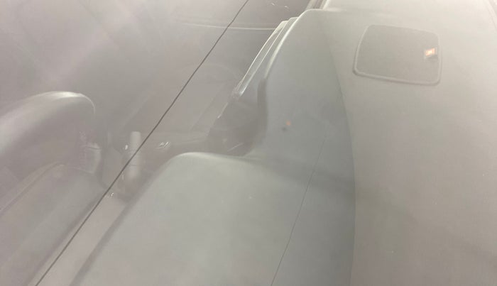 2017 Tata Hexa Varicor 400 XT, Diesel, Manual, 61,927 km, Front windshield - Minor spot on windshield