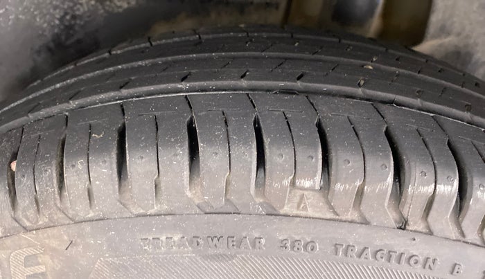 2017 Maruti Dzire VXI, Petrol, Manual, 49,022 km, Left Rear Tyre Tread