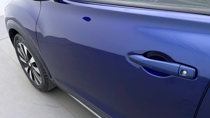 NISSAN KICKS-Door Exterior LHS Front Scratch