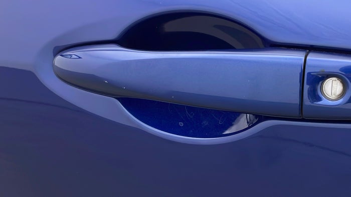NISSAN KICKS-Door Handles LHS Front Scratch
