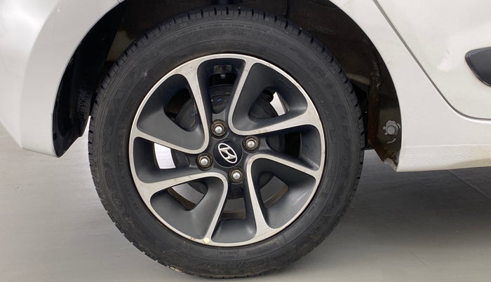 2017 Hyundai Grand i10 ASTA 1.2 KAPPA VTVT, Petrol, Manual, 16,912 km, Right Rear Wheel