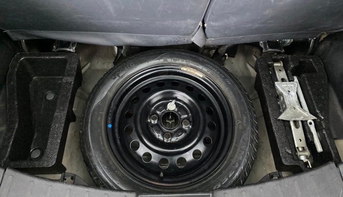 2015 Maruti Wagon R 1.0 VXI, Petrol, Manual, 74,082 km, Spare Tyre