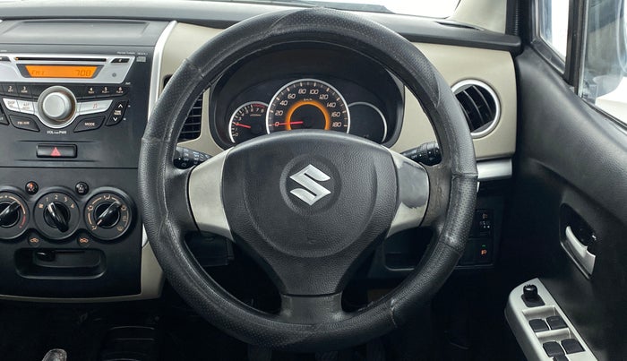 2015 Maruti Wagon R 1.0 VXI, Petrol, Manual, 74,082 km, Steering Wheel Close Up