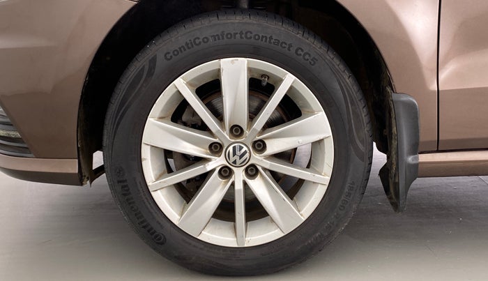 2017 Volkswagen Ameo HIGHLINE  PLUS 1.2, Petrol, Manual, 52,976 km, Left Front Wheel