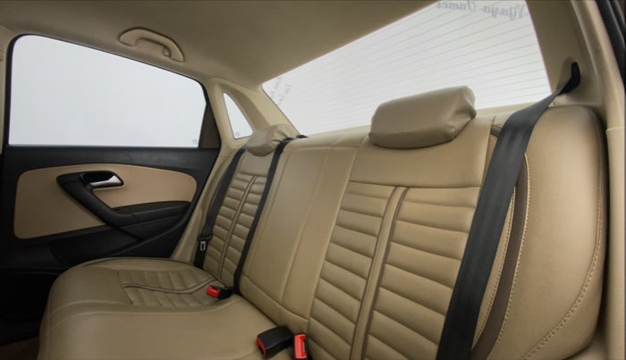 2017 Volkswagen Ameo HIGHLINE  PLUS 1.2, Petrol, Manual, 52,976 km, Right Side Rear Door Cabin