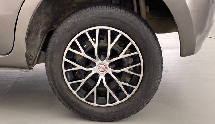 2016 Datsun Go T, Petrol, Manual, 68,790 km, Left Rear Wheel