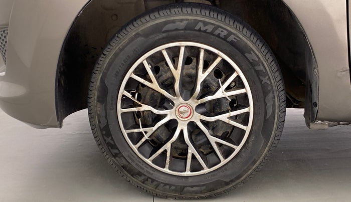 2016 Datsun Go T, Petrol, Manual, 68,790 km, Left Front Wheel