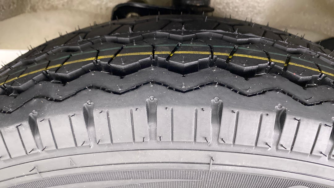 Left Front Tyre Tread