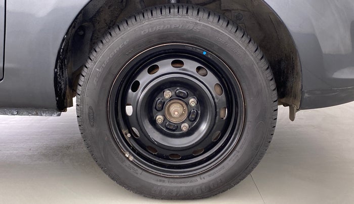 2015 Tata Bolt XM REVOTRON, Petrol, Manual, 73,760 km, Right Front Wheel
